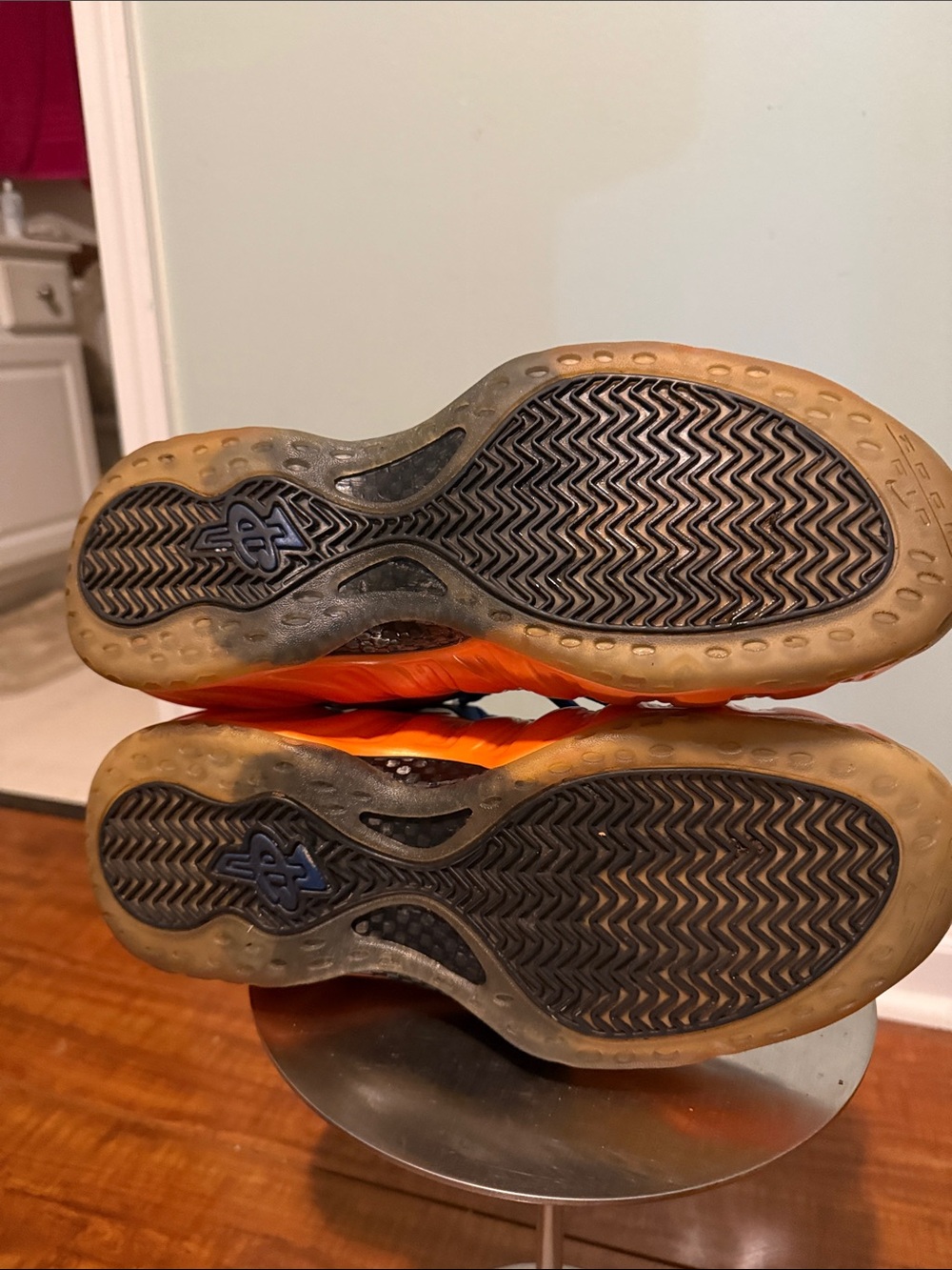 Nike MEN Orange and Blue Foamposite-Style Sneakers-NEW YORK KNICKS CHAMPS COLORS - Picture 13 of 16